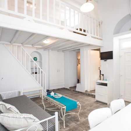 Traditional Split Level House In Mykonos Town Exterior foto