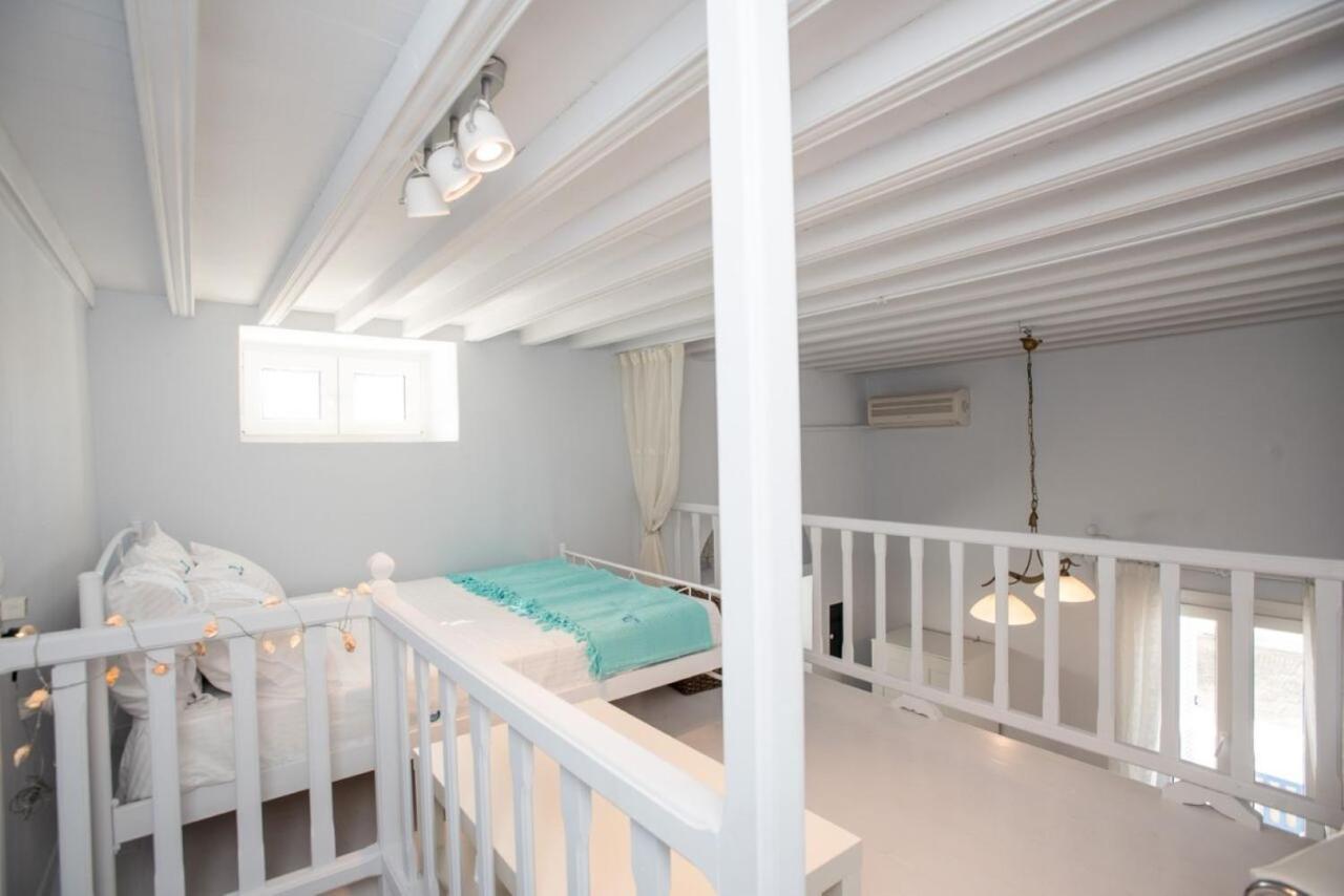 Traditional Split Level House In Mykonos Town Exterior foto