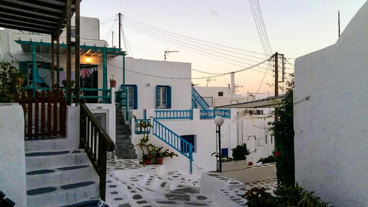Traditional Split Level House In Mykonos Town Exterior foto