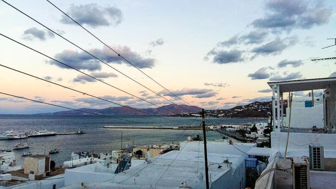 Traditional Split Level House In Mykonos Town Exterior foto
